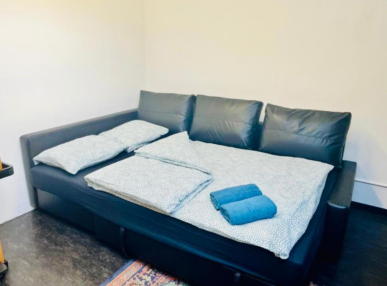 Raum Und Zeit Apartment Zurich Bagian luar foto
