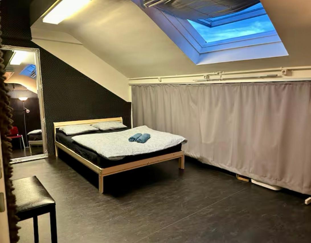 Raum Und Zeit Apartment Zurich Bagian luar foto