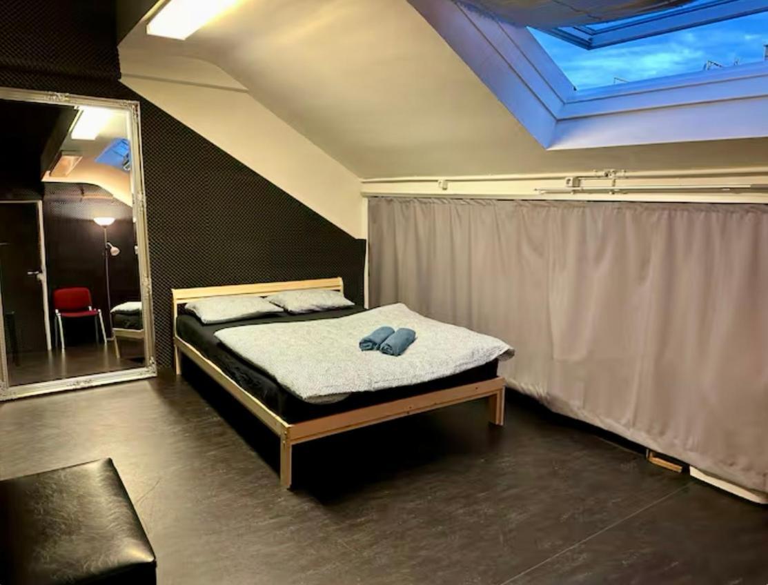 Raum Und Zeit Apartment Zurich Bagian luar foto