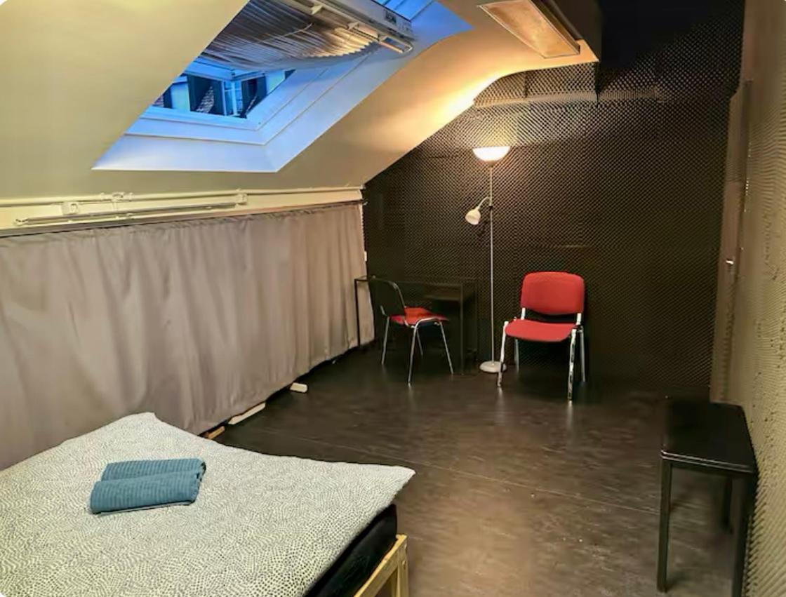Raum Und Zeit Apartment Zurich Bagian luar foto