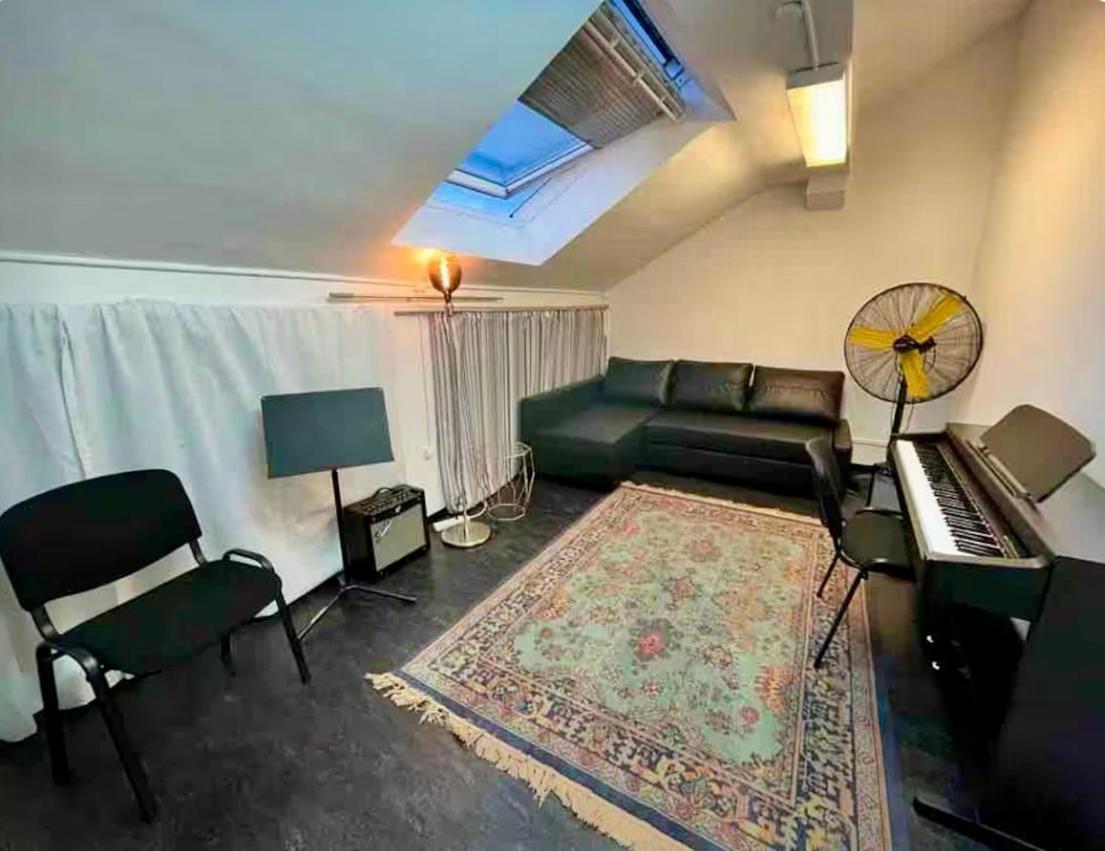Raum Und Zeit Apartment Zurich Bagian luar foto